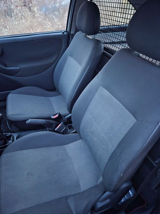 Opel Corsa — fotografia 3