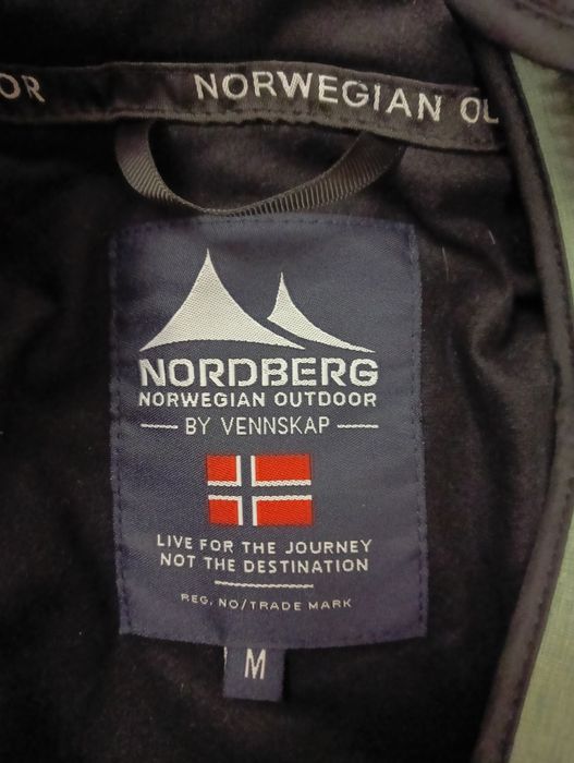 Жіноча куртка NORDBERG м'ятна M  нова з Європи