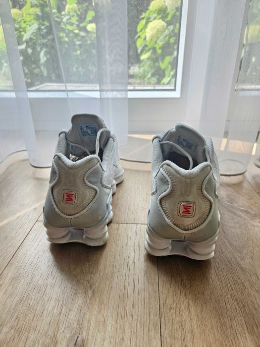 Buty nike shox białe