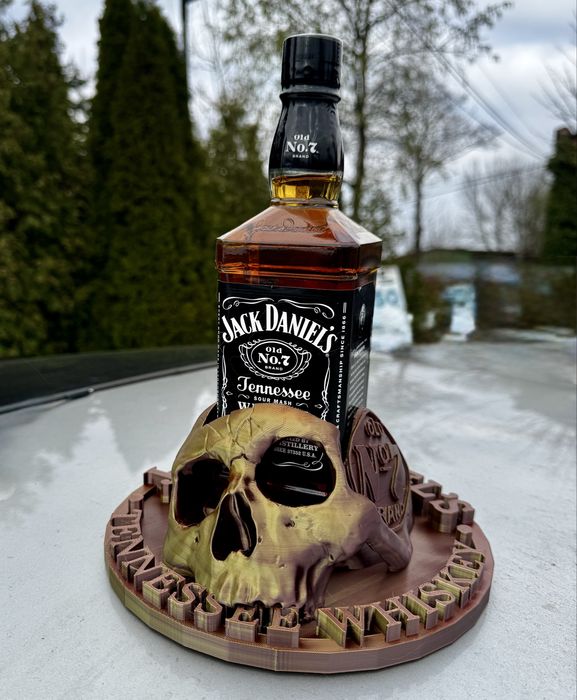 Stojak czaszka na butelkę Jack Daniels 0.7l / 1l -druk 3d kolor złoty