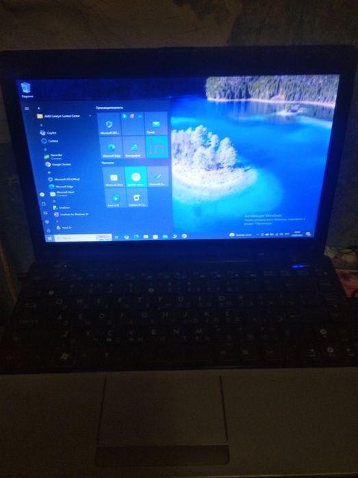 Продаю нетук Asus