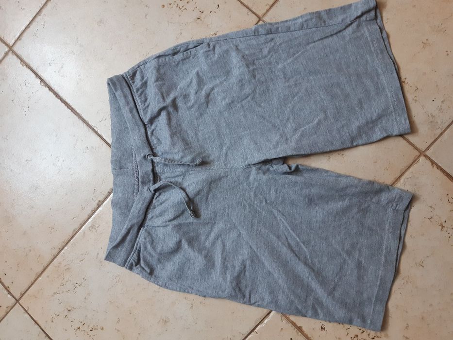 Spodenki chłopięce w rozmiarze 146/152