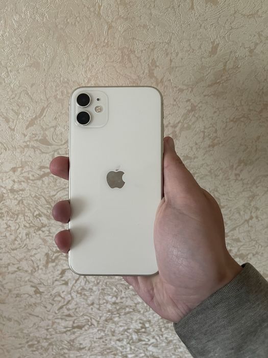 Iphone 11 64gb rsim at&t.