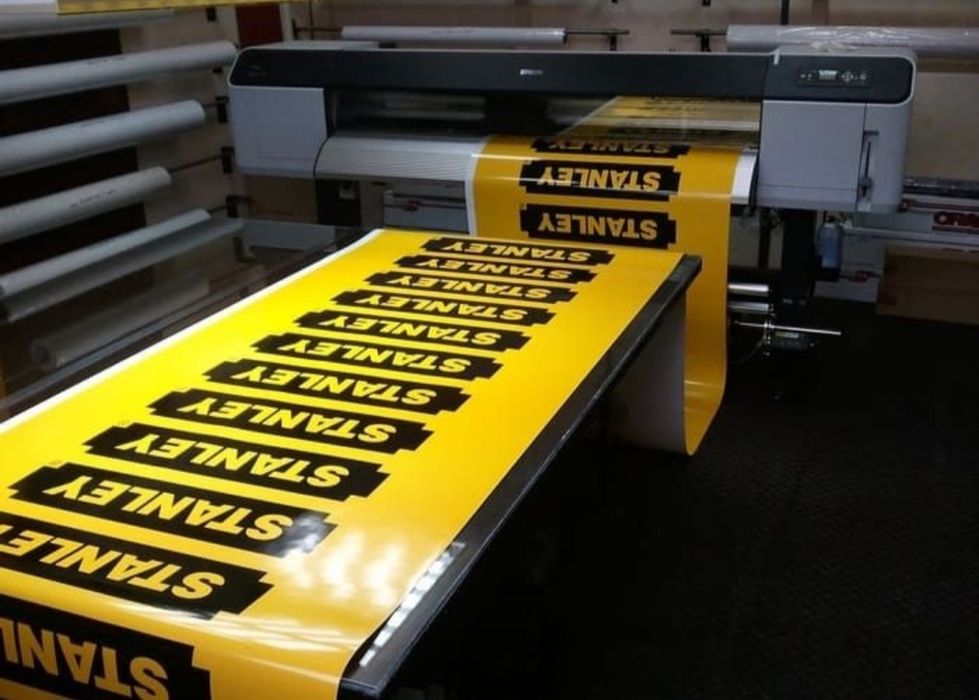 Наружная реклама,Оракал, вывески, брендирование авто,баннера