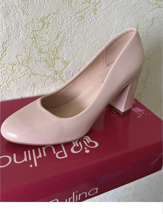 Жіночі туфлі 38 розмір