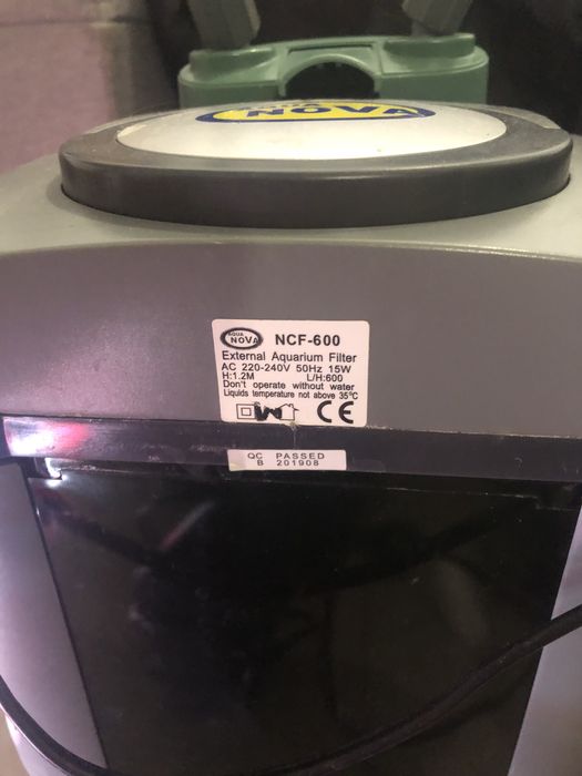 Filtry zewnetrzne, lampa do akwarium,