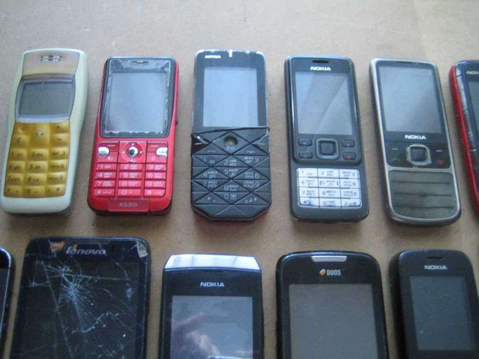 Лот кнопочные телефоны Nokia б/у.