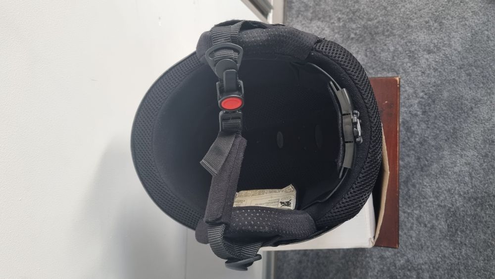 Kask narciarski Uvex