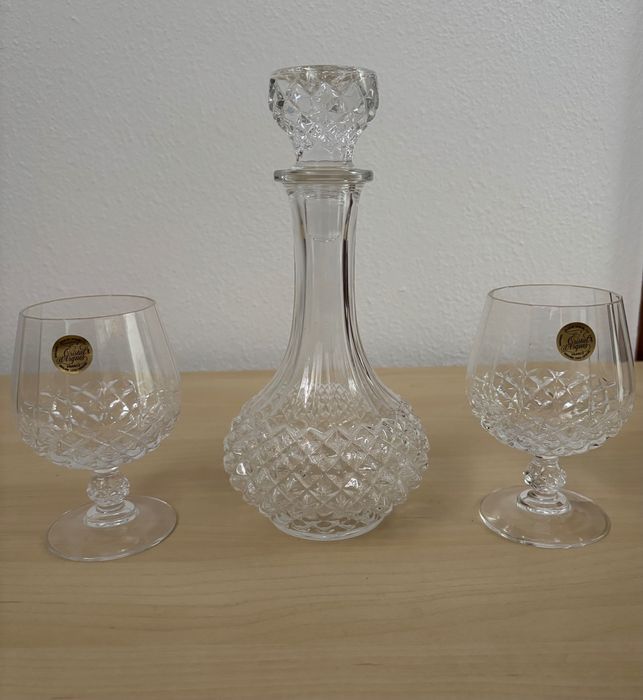 Garrafa e 2 copos cristal d’Arques