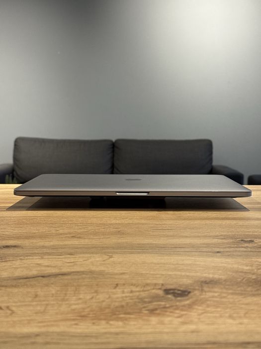 Macbook pro 15 2018 core i7 16/512gb !! Гарантія від магазину !!