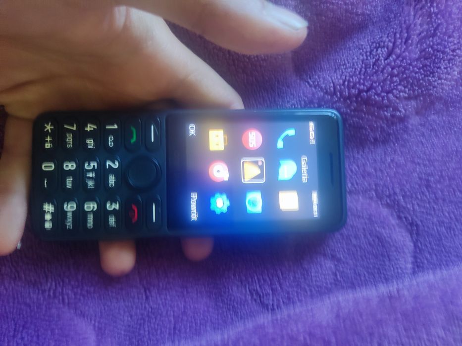 Nowy telefon tcl