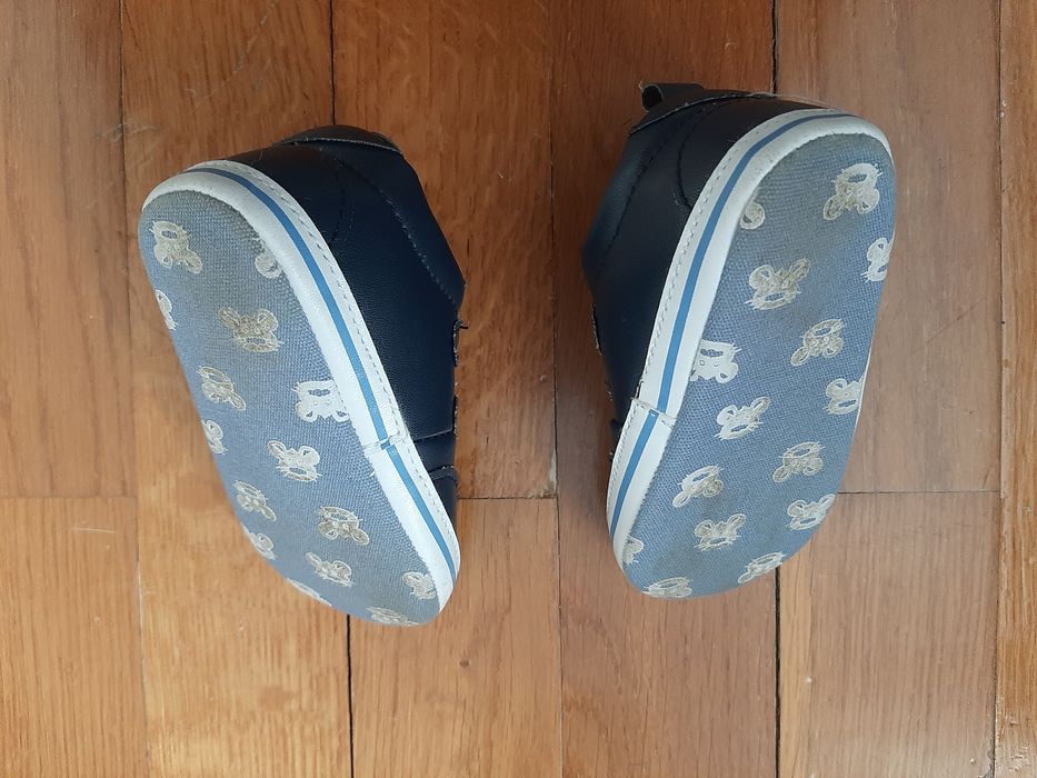 Sapatilhas bebé da Mo tamanho 18/19