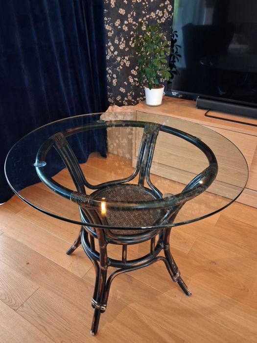 Stół ratanowy ze szklanym blatem fi 90 cm
