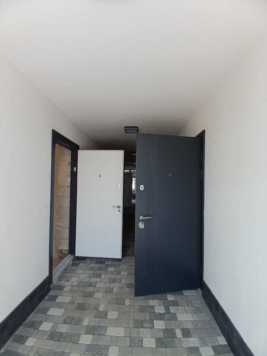 Камин+электрика Таун Квартира/Стоянка  123м2/3эт/4спальни/3с/у/Дворик.