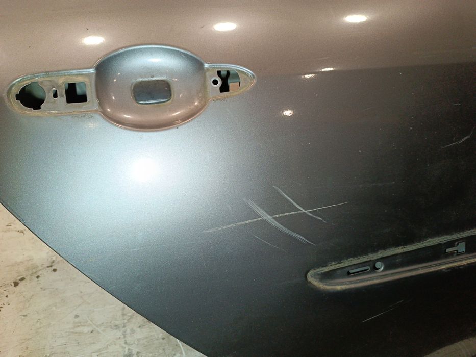 Porta traseira direita - renault clio iii caixa (sb_, sr_) | 05 -