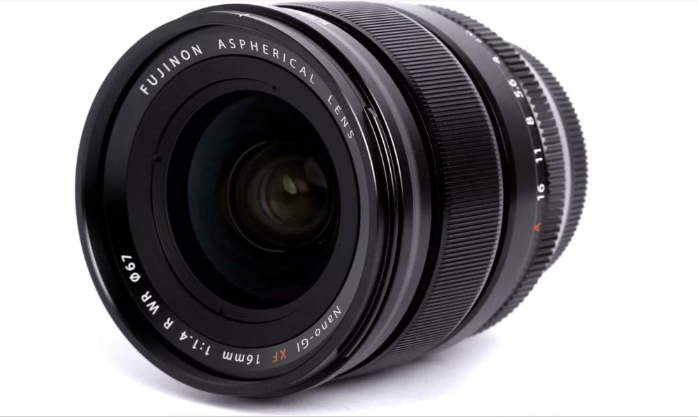 Lente Fujifilm XF 16mm 1.4 WR
