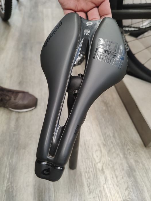 Selim prologo NDR 143 usado e Espigão SPXP10S orbea  novo