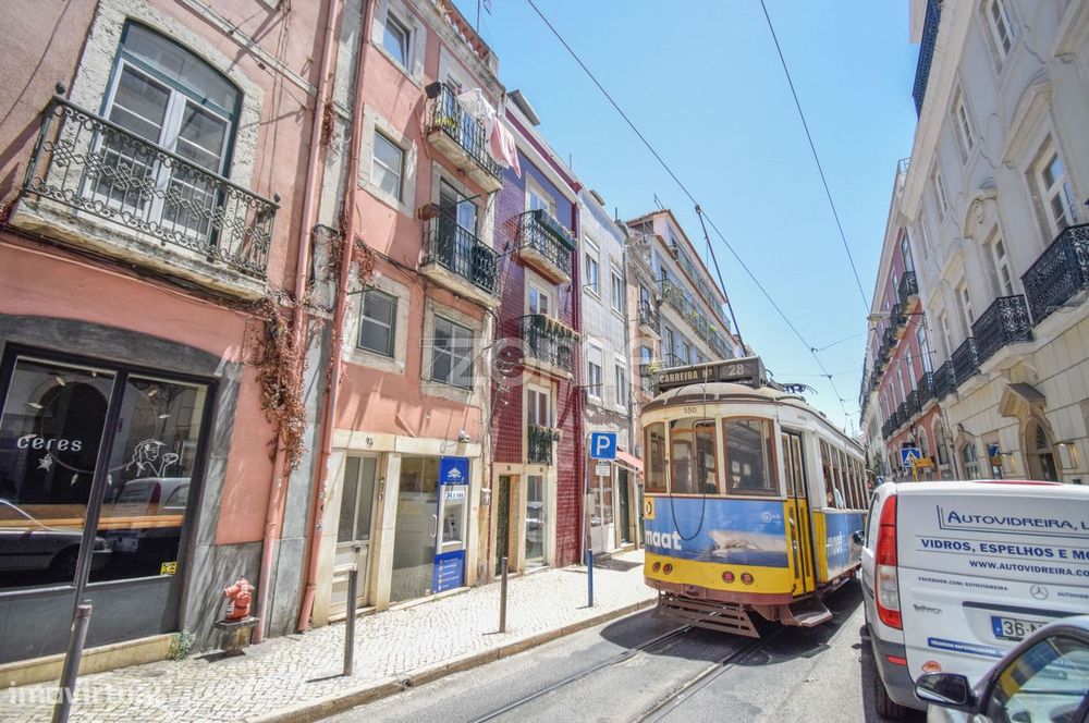 Loja em Exclusivo Totalmente na icónica Rua de São Bento