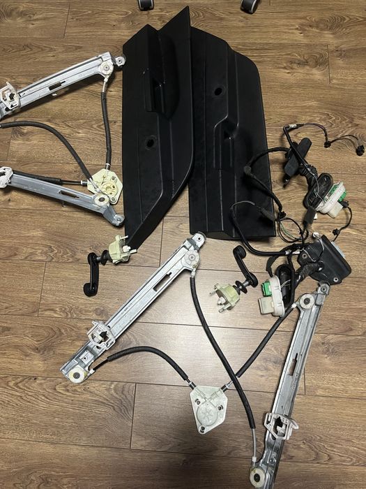 Jeep Patriot, Compass передні стіклопідіймачі, проводка, карти