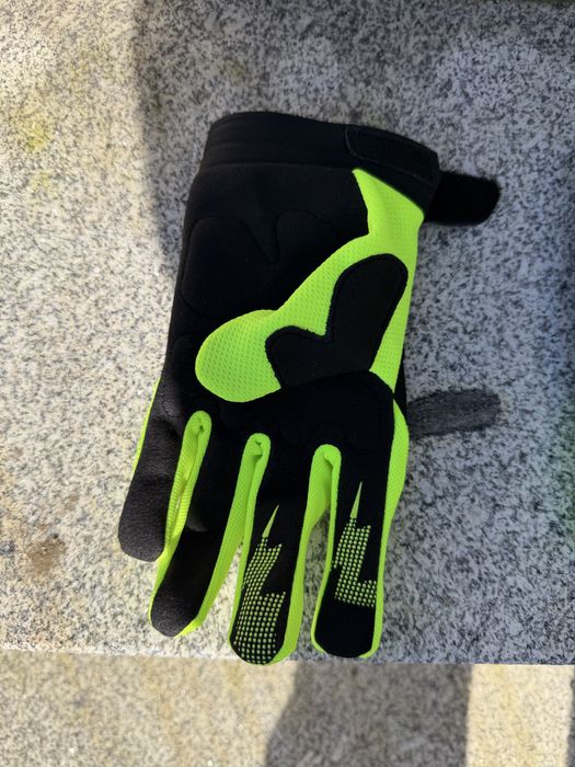 Luvas fox novas para Enduro