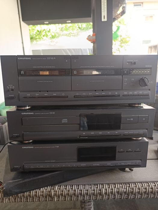 Wieża Grundig – CCF 101 A + CD 101 + T 101 – zestaw vintage