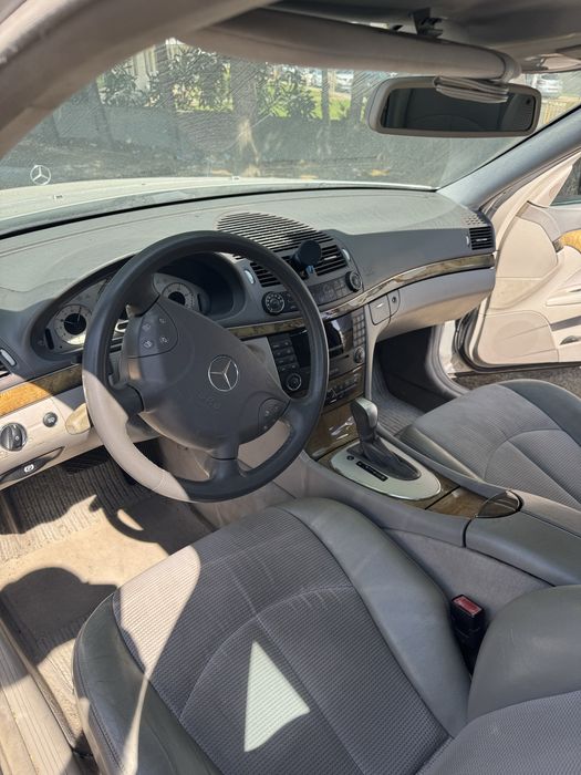 Mercedes-Benz E 220 — fotografia 10