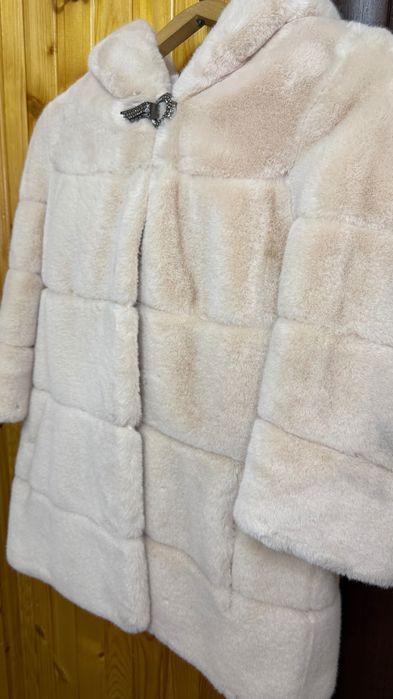 Стильна еко-шубка трансформер