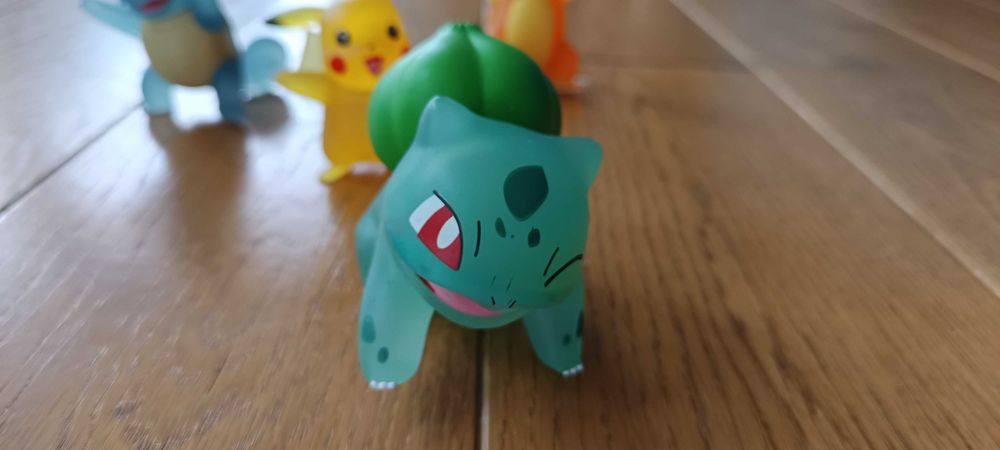 Pokemony figurki zestaw