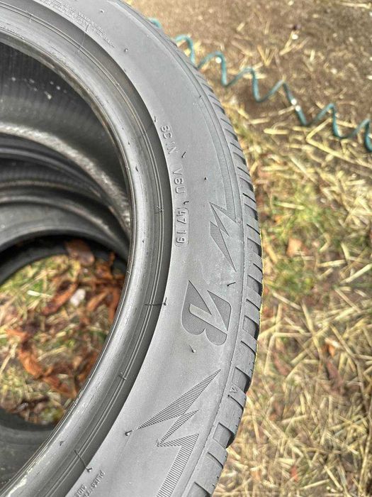 Зимові шини пара 225/50 R18 Bridgestone Blizzak LM005 | 75% | DR45