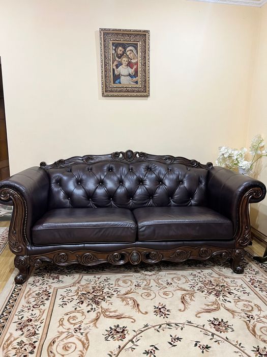 Шкіряний диван  виробник Таїланд