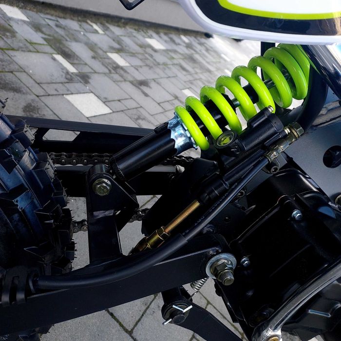 Пітбайк XTR 607 125cc 17/14, 9 к.с., вага 70 кг, від 12 років доставка