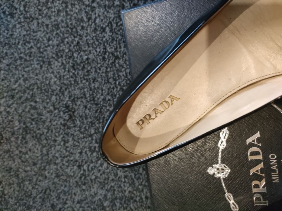 Sapatos/Sabrinas Prada