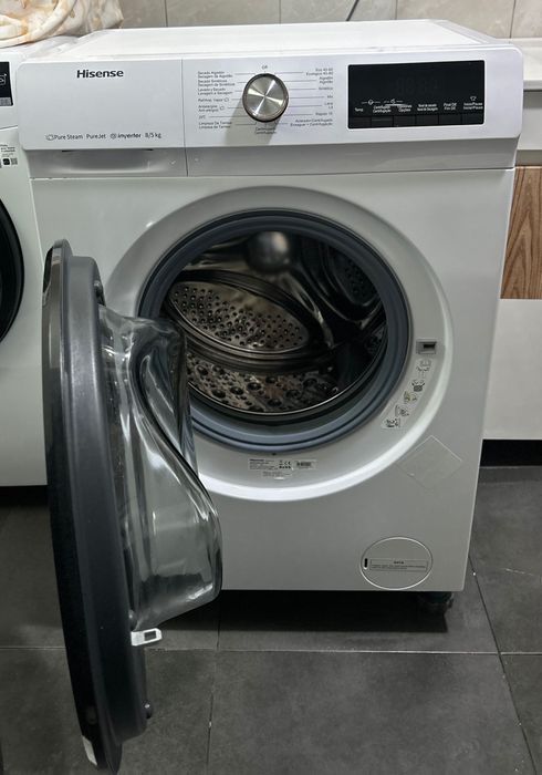 Máquina de lavar e secar roupas