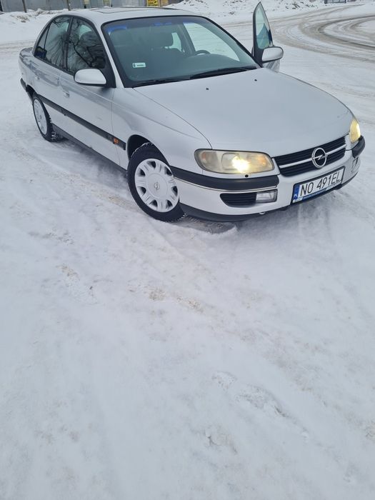 Opel Omega 2.5v6 Benzyna