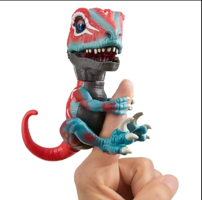 Інтерактивна іграшка Fingerlings Raptor Динозавр