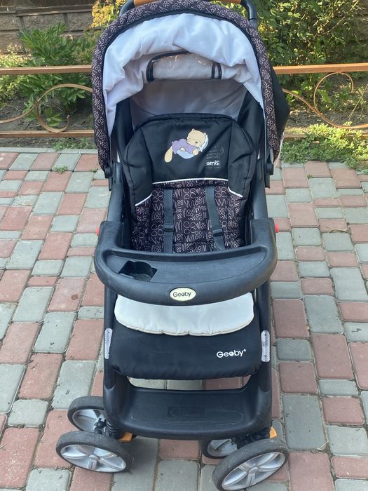 Продам коляску Geoby