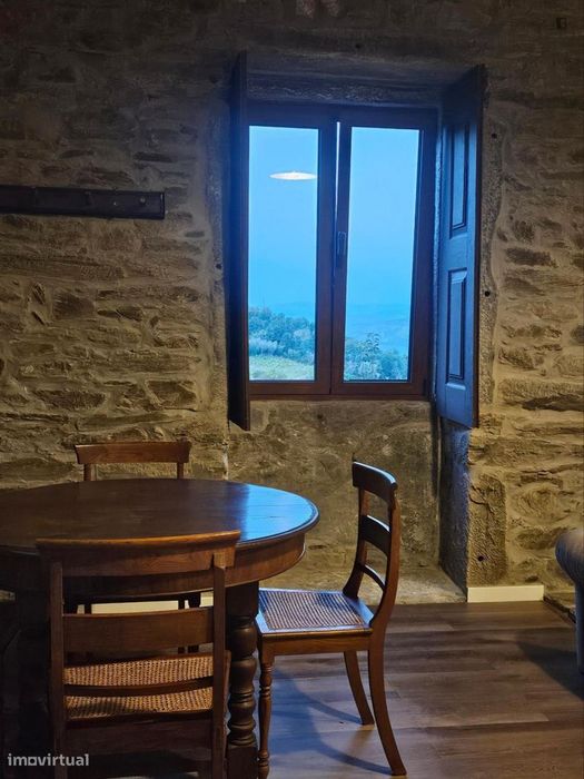 Apartamento com 1 quartos - localizado em Vila real