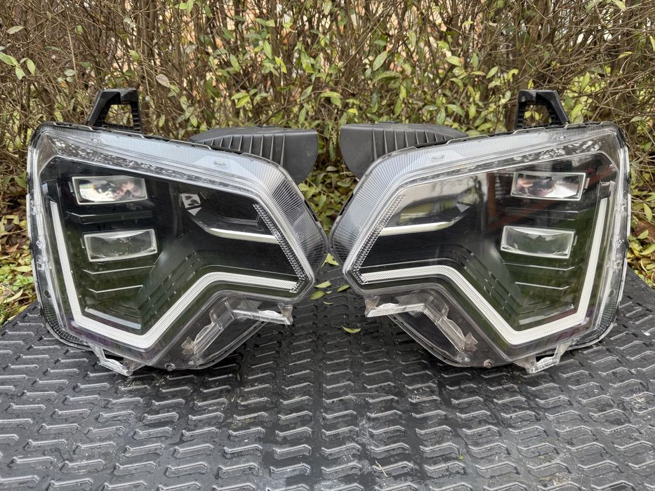 Кузовні запчастини  Kia Niro 2023 (ідеальний стан)