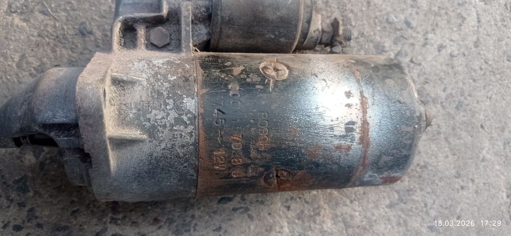 Продам стартер гольф 1 1.6д