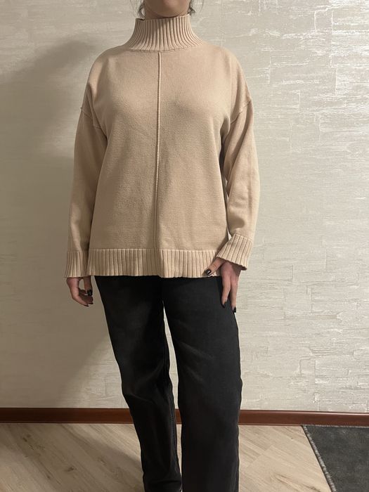 Жіноча кофта.