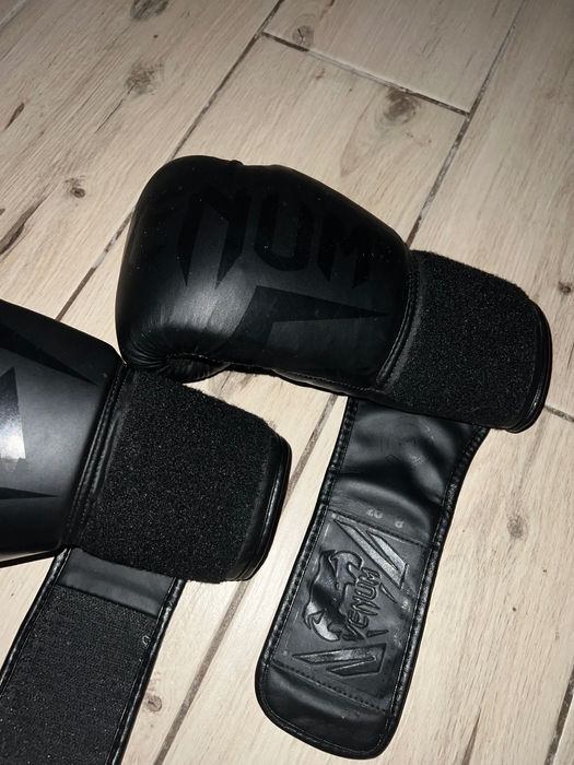 боксерські рукавички