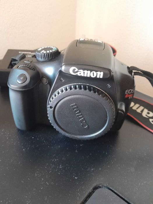 Câmera Canon EOS Rebel T3 + Objetiva 18-55mm EF-S + Rocketfish 58mm