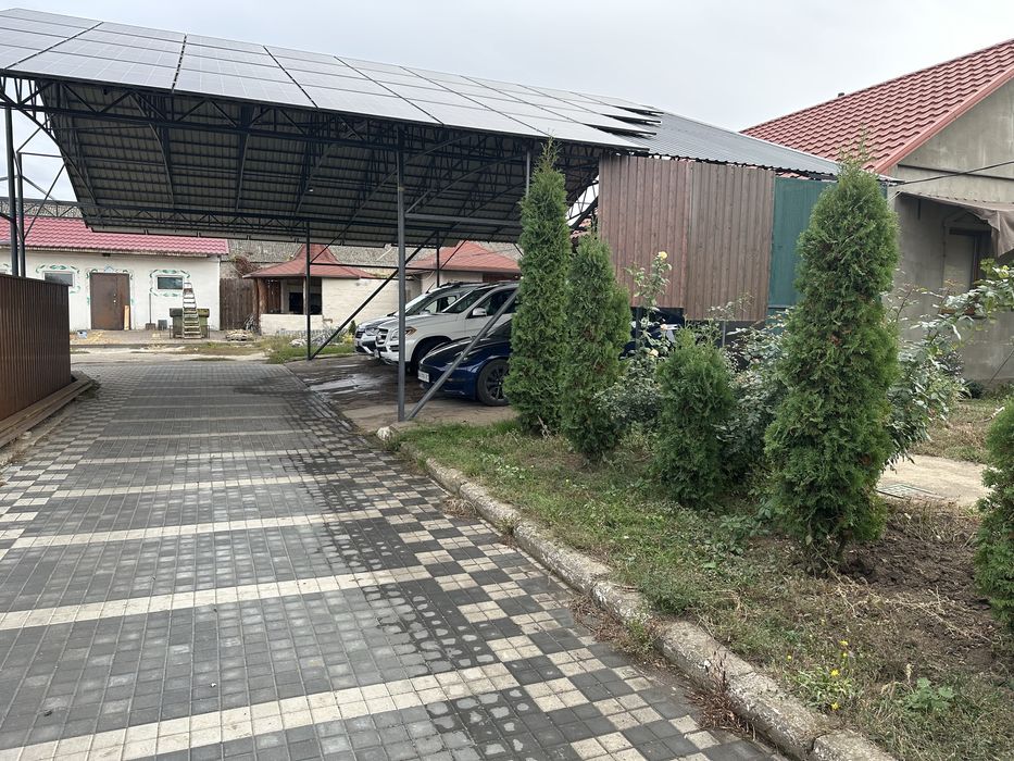 Житловий дім 240м.кв з підвалом - бомбосховищем.