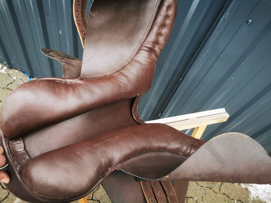 Siodło ujazdowe skórzane  HAFLINGER z Niemiec