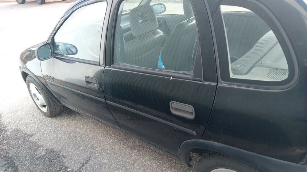 Opel Corsa B  diesel foto 4