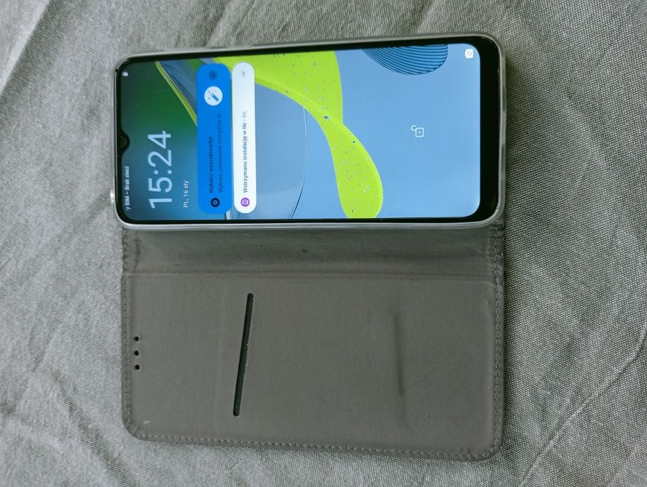 Motorola E13 2GB/64GB etui