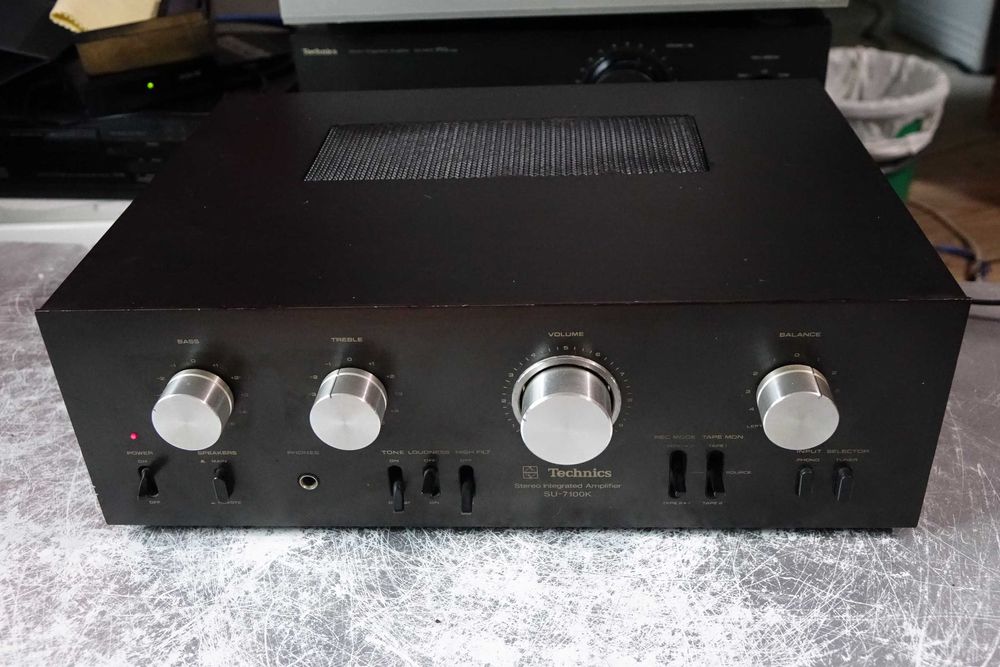 Wzmacniacz stereo TECHNICS SU 7100k-VINTAGE
