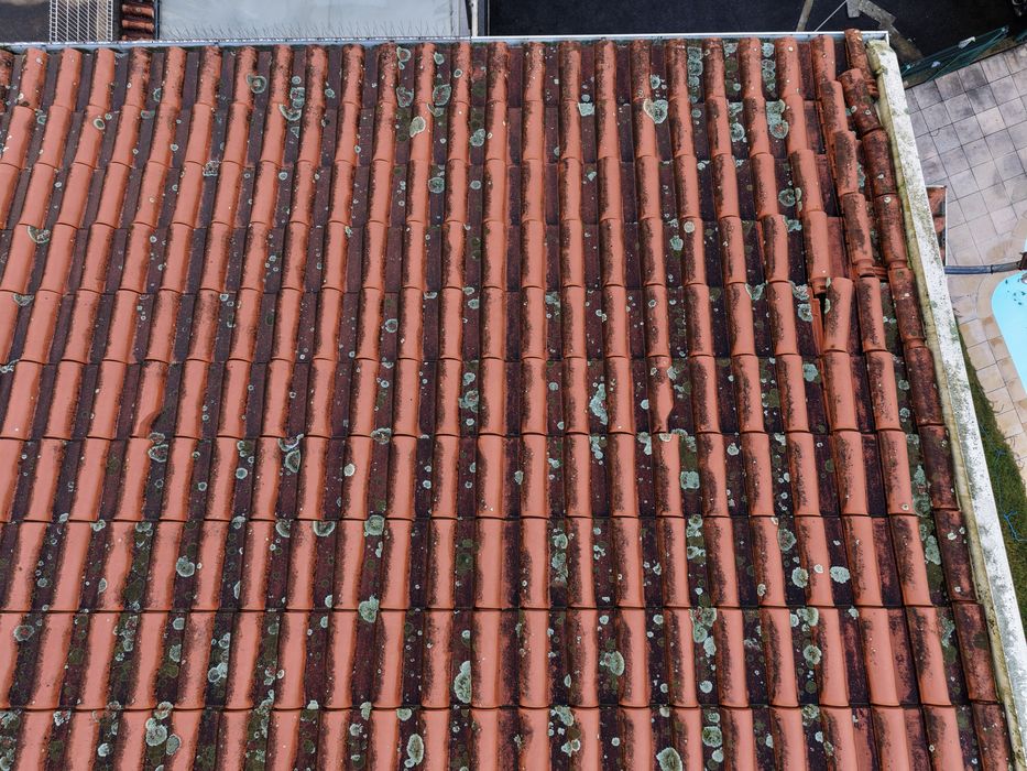 Serviço de inspeção de telhados e chaminés com drone