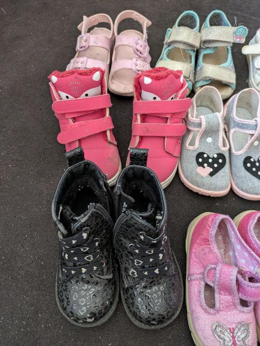 Buciki dla dziewczynki 22-23 adidasy sandały zimowe trampki