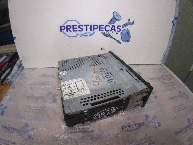 Rádio / auto-rádio VOLKSWAGEN Golf IV Variant (1J5)